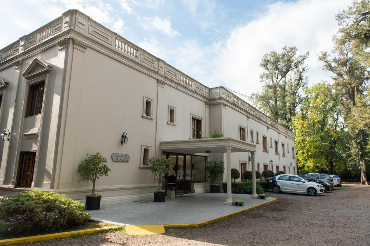埃斯科巴豪生酒店 Belén de Escobar 外观 照片